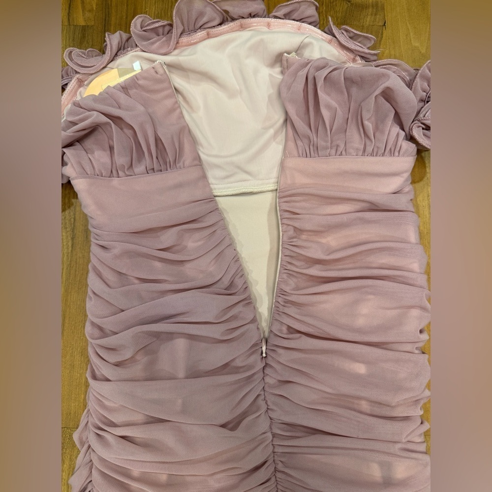 Sage + Paige Blush Ruched Dress โ Size Medium โ NWT - Picture 6 of 7